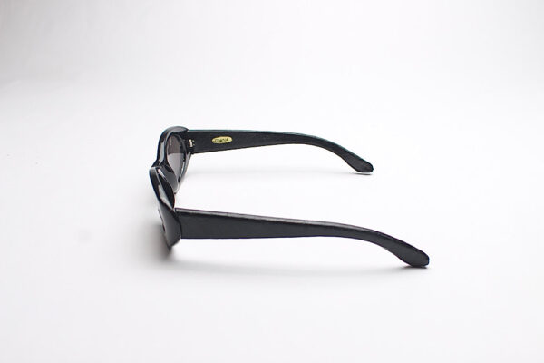 Faux Leather Reptile Print Frames/ Oval Black