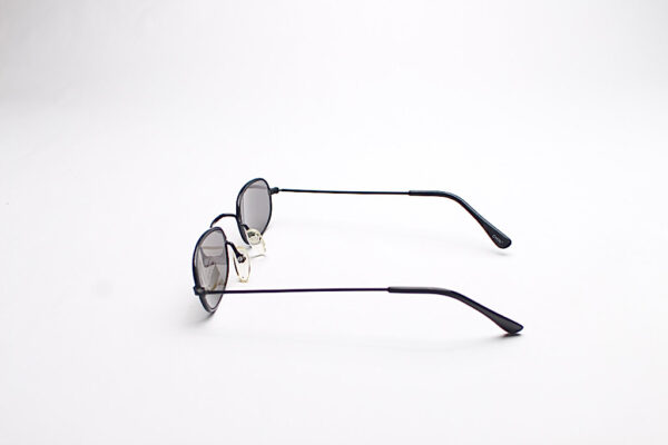 Wire Frame Black/ Oval Black Lens