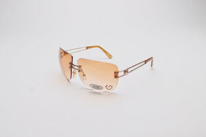 Geometric Hearts Brown Lens Slant_lzn Geometric Hearts Brown Lens