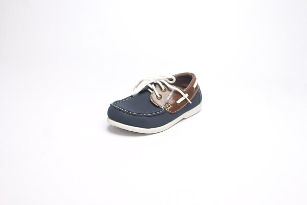 Akademicks/ Blue & White