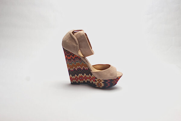 Taupe Kiwi Wedge