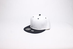 Snap Back/ White & Black