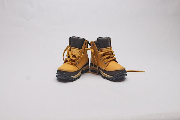 Timberland/ Wheat & Brown