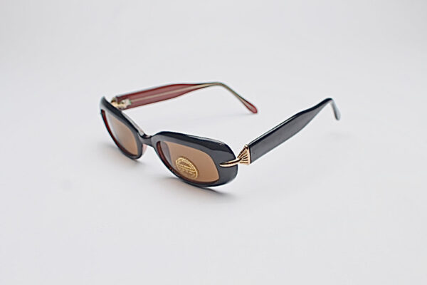 Ceres Gold Shell/ Black with Cranberry Inside