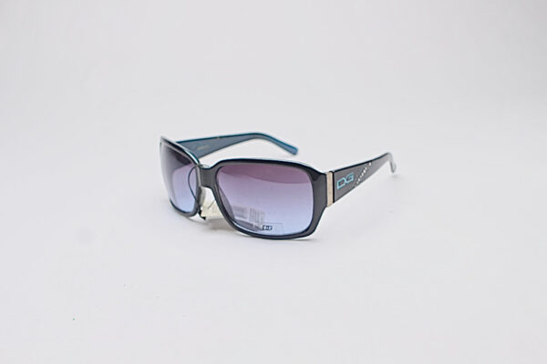 Color Conversion/ Black & Blue