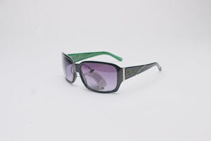 Color Conversion Black & Green Slant_lzn Color Conversion/ Black & Green