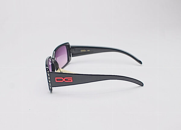 Color Waves/ Black with Red Logo