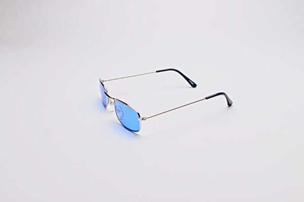 Wire Frame Silver/ Oval Blue Lens