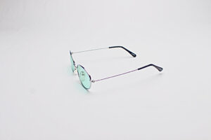 Wire Frame Silver/ Oval Translucent Green Lens