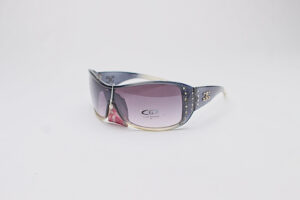 Stylish Studs Trio/ Blue & White Transparent